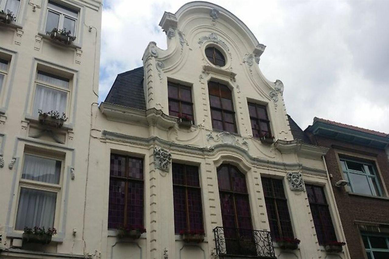فندق Cour St Georges خنت المظهر الخارجي الصورة