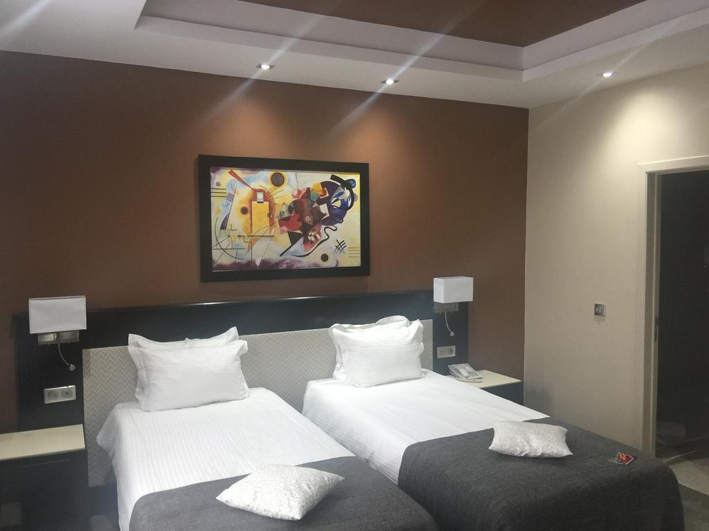 فندق Cour St Georges خنت المظهر الخارجي الصورة