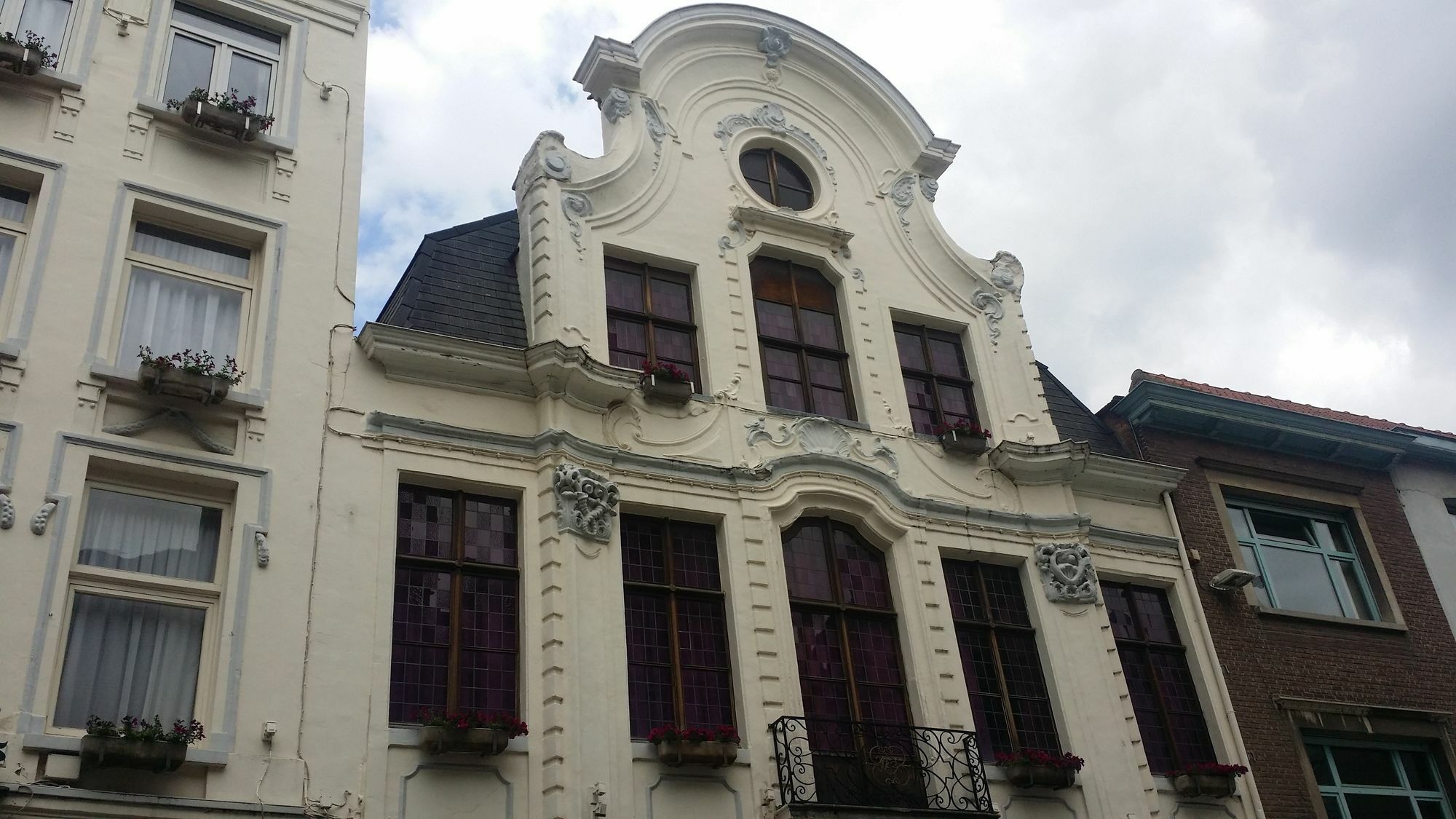 فندق Cour St Georges خنت المظهر الخارجي الصورة